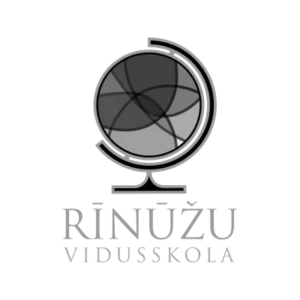 Bērnu futbola klubu Rīgā atbalsta Rīnūžu vidusskola